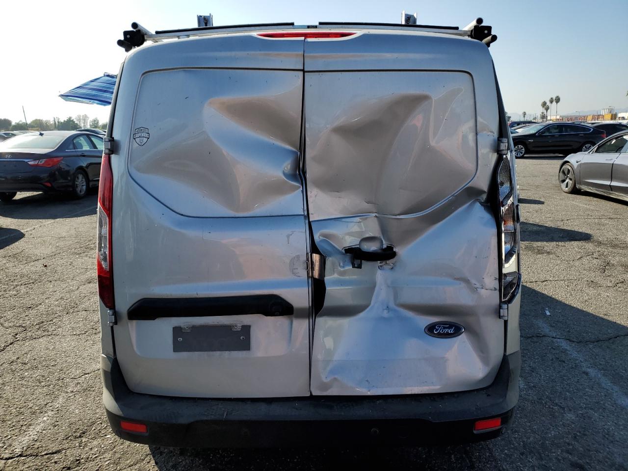 Ford Transit Xlt Image 3