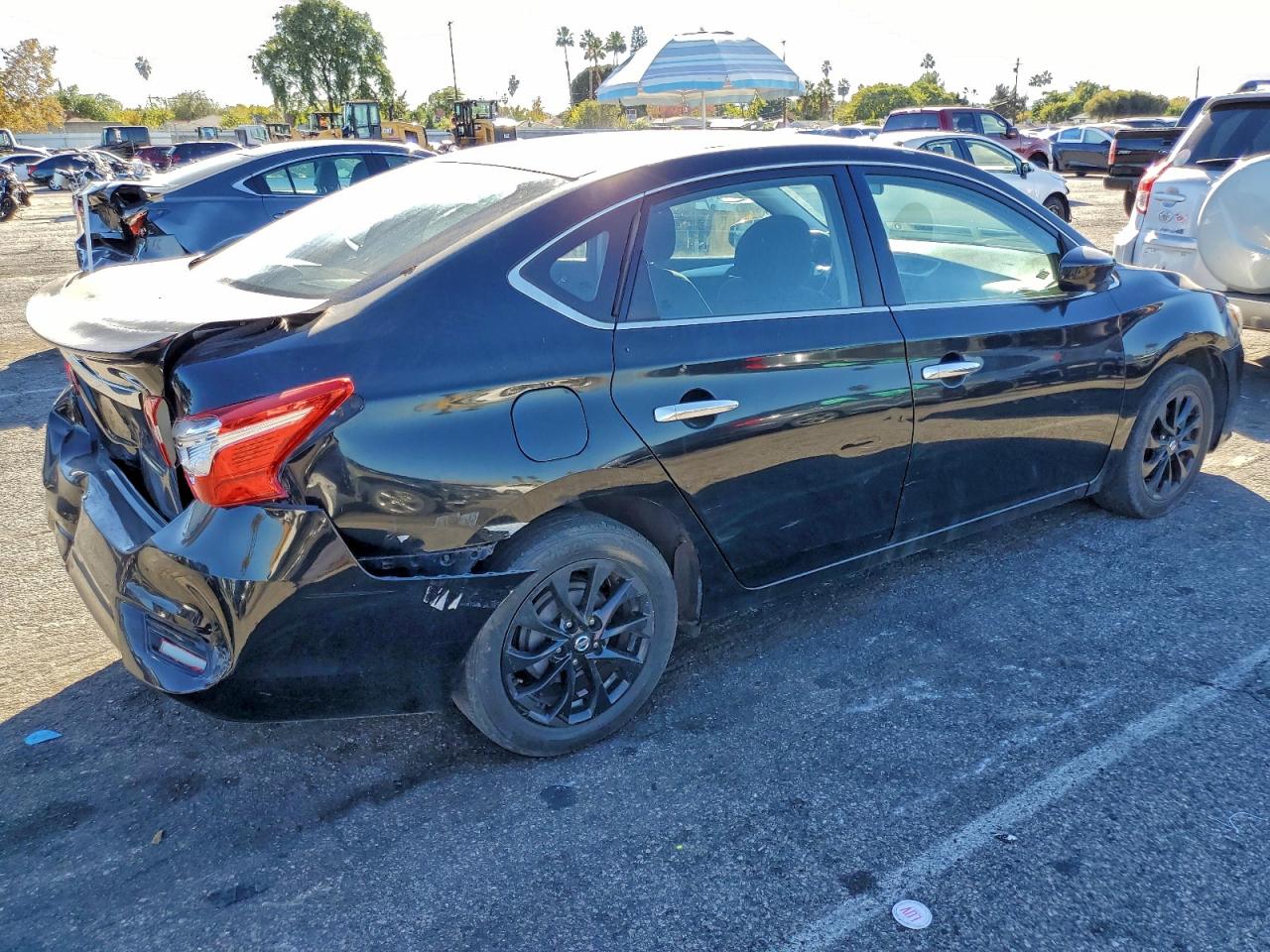 Nissan Sentra S Image 10