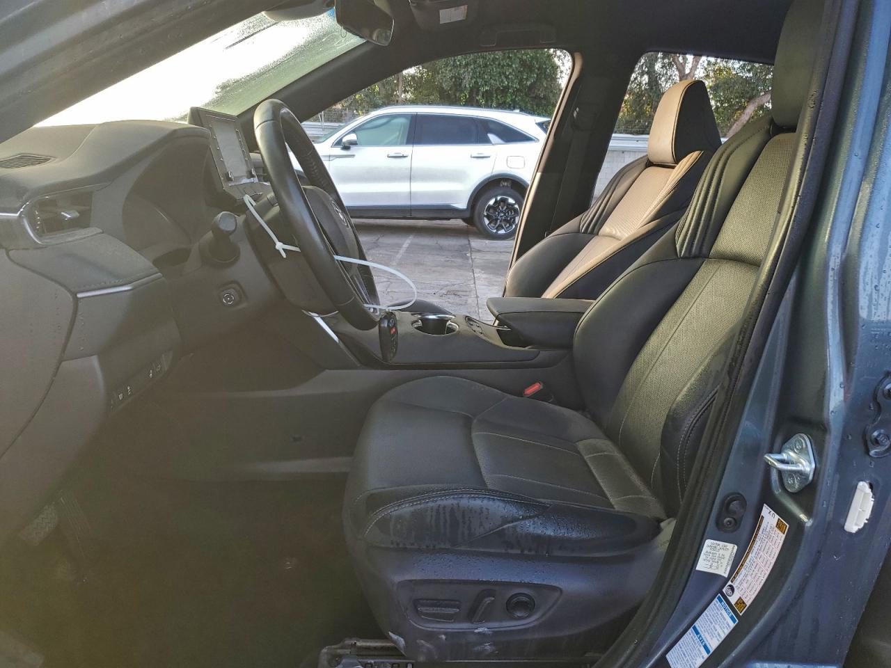 Toyota Venza Le Image 13