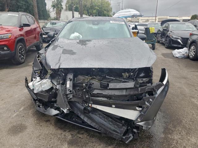 Nissan Altima Sv Image 8