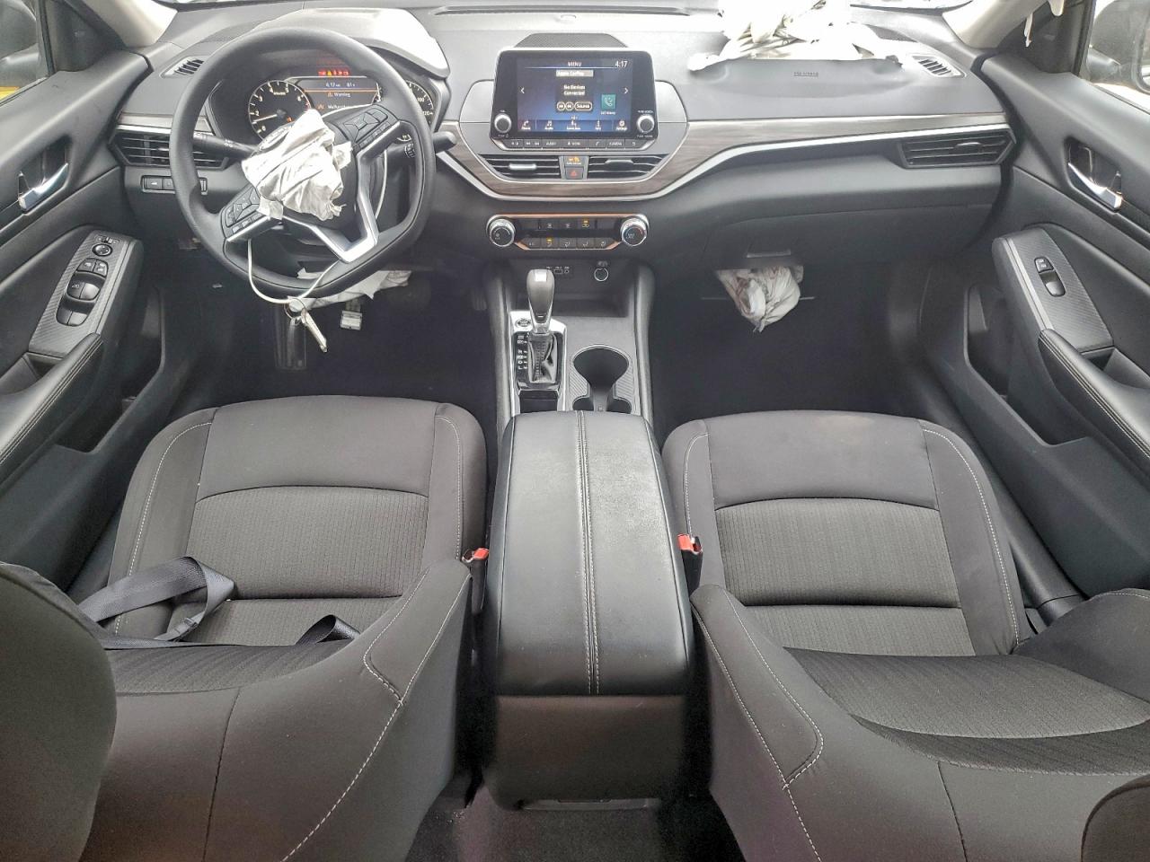 Nissan Altima Sv Image 3