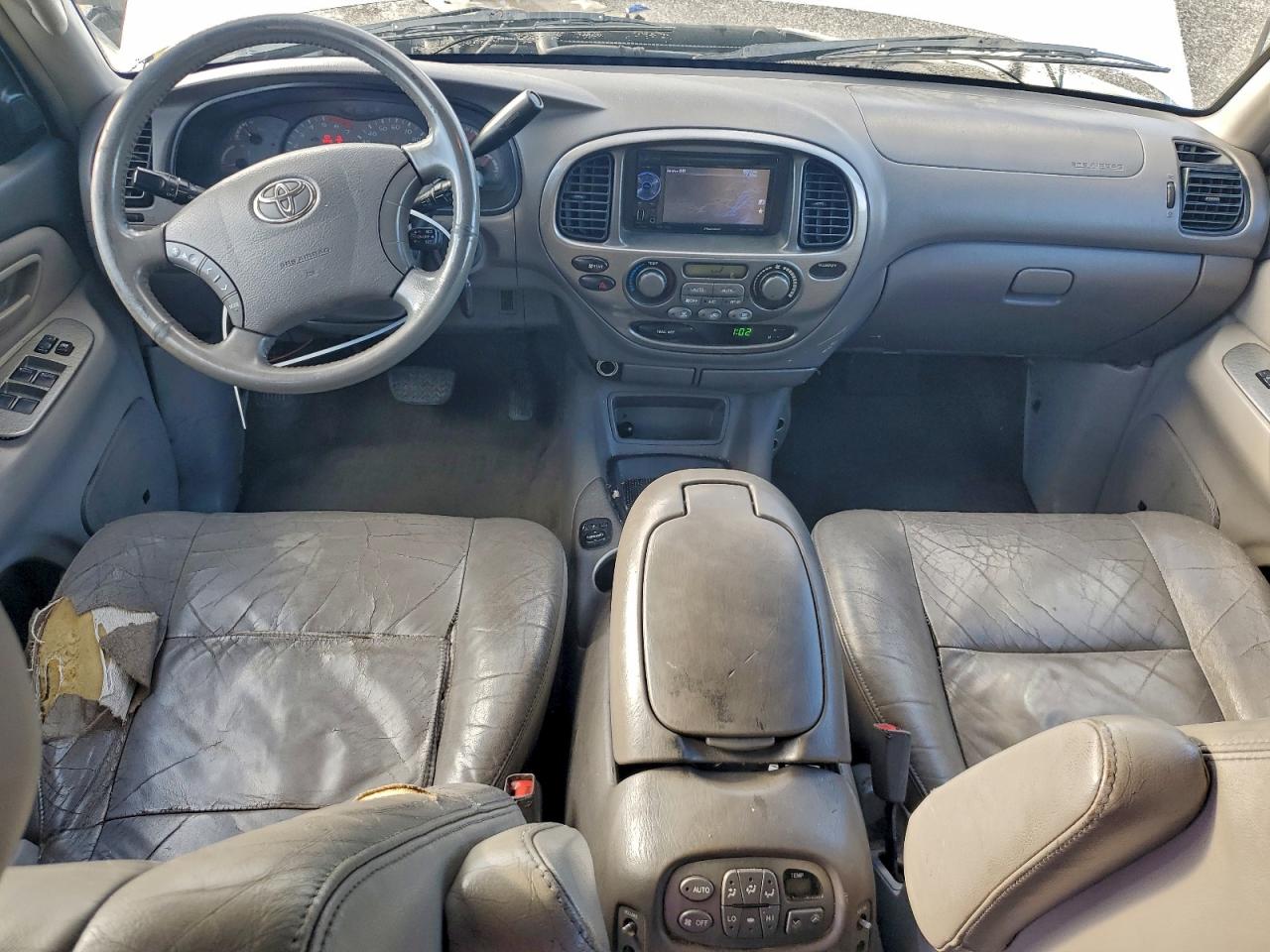 Toyota Sequoia Limited Image 11