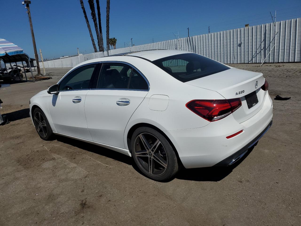 Mercedes-Benz A-Class 220 Image 2