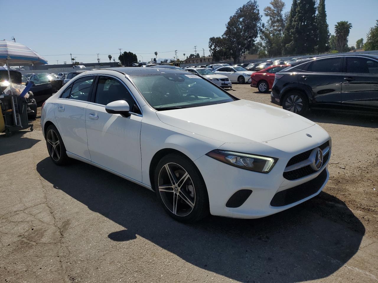 Mercedes-Benz A-Class 220 Image 10