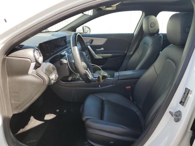 Mercedes-Benz A-Class 220 Image 11