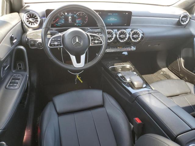 Mercedes-Benz A-Class 220 Image 8