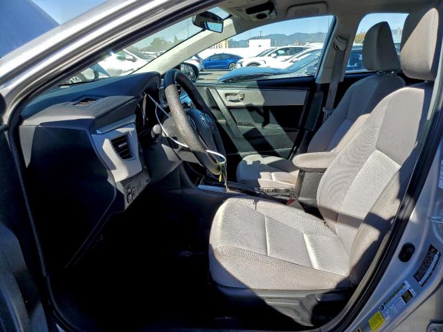 Toyota Corolla L Image 11