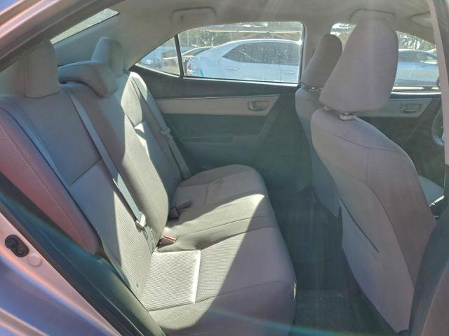 Toyota Corolla L Image 8