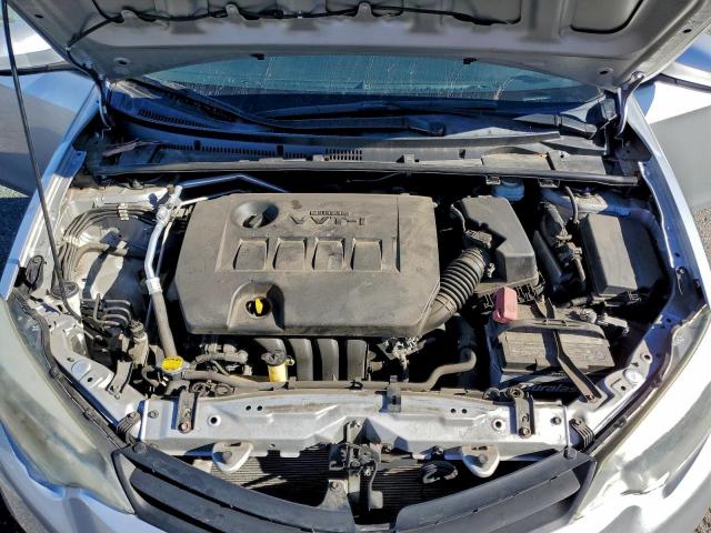 Toyota Corolla L Image 12