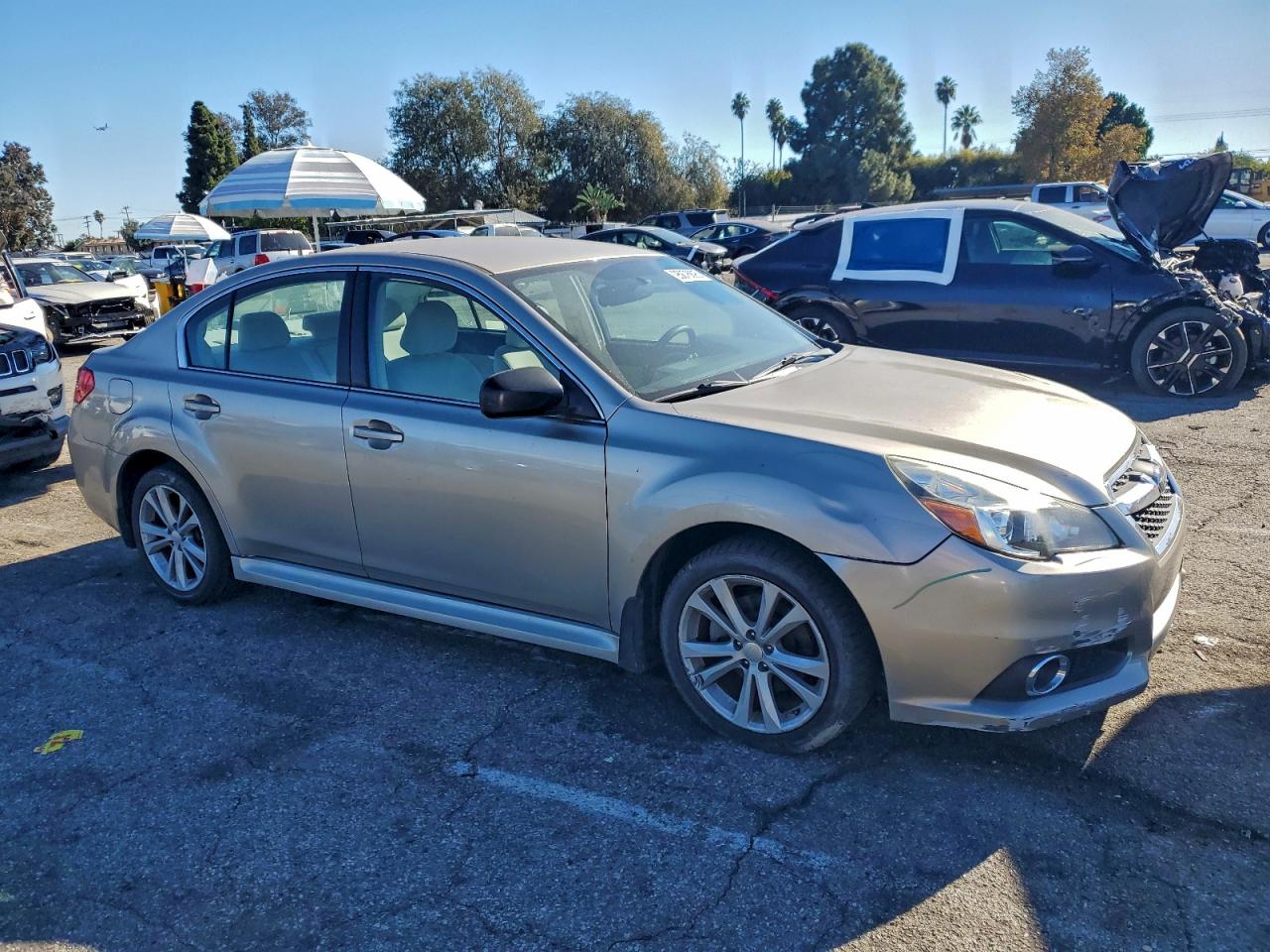 Subaru Legacy 2.5i Image 3