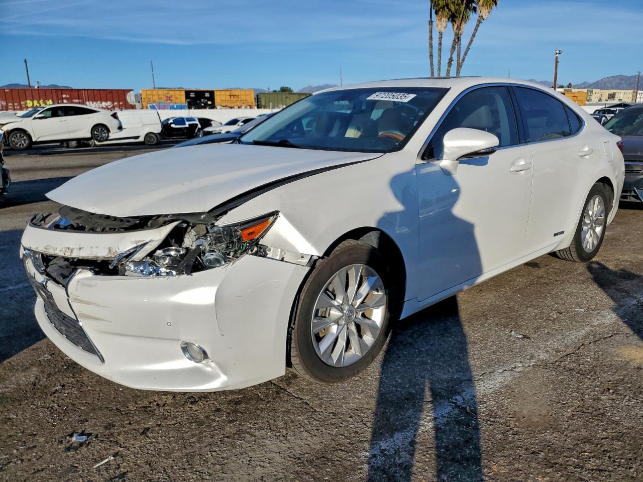Lexus Es 300h Image 1