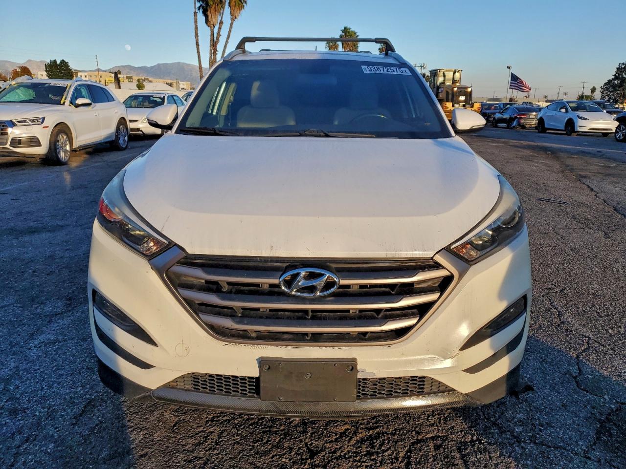 Hyundai TUCSON Limited Image 3