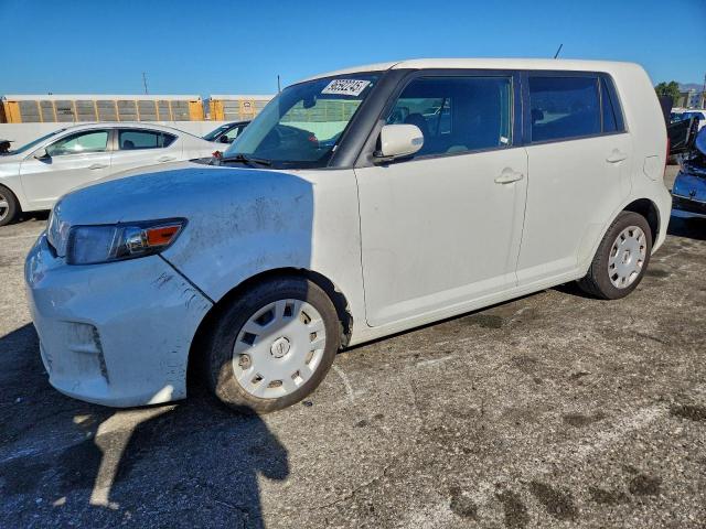  Salvage Toyota Scion