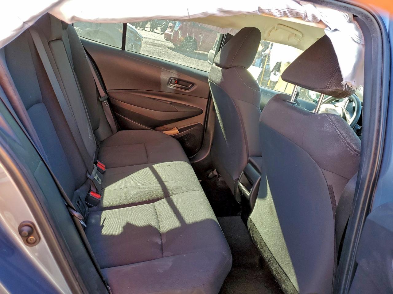 Toyota Corolla Le Image 12