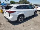 Toyota Highlander Hybrid Xle Image 5