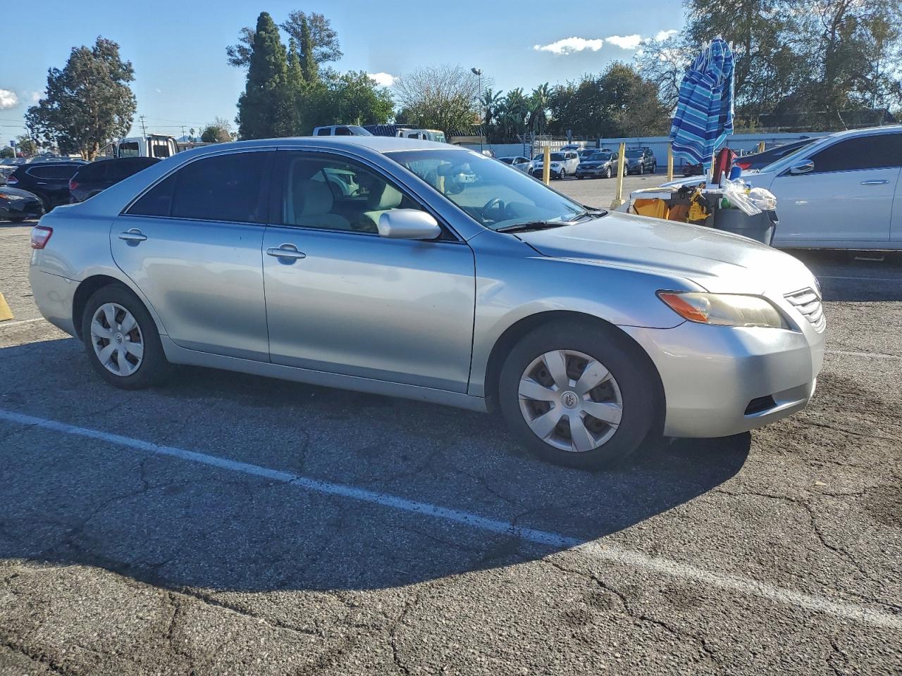 Toyota Camry Ce Image 3