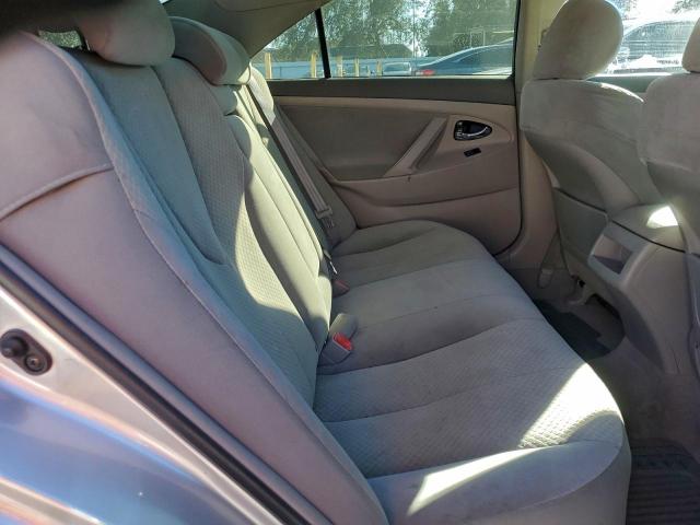 Toyota Camry Ce Image 7