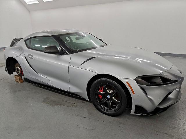 Toyota Supra Base Image 7