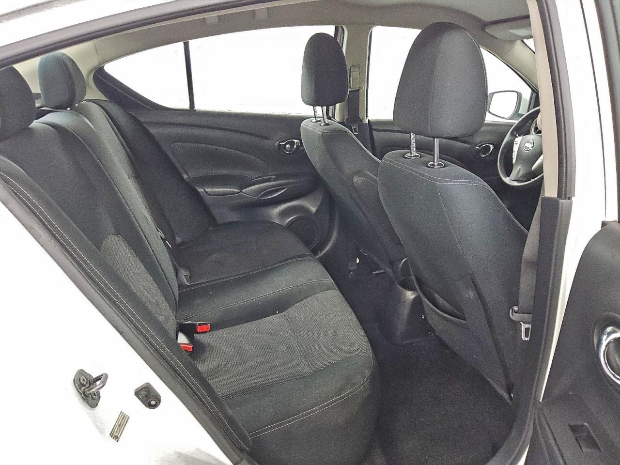Nissan Versa S Image 11