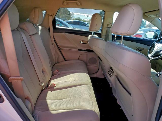 Toyota Venza Image 4