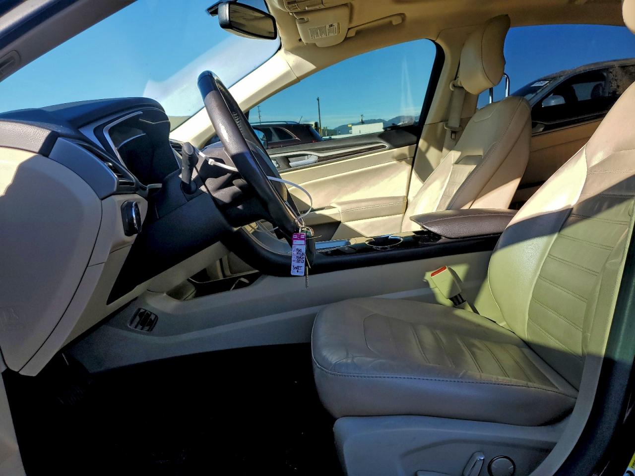 Ford Fusion Se Image 7