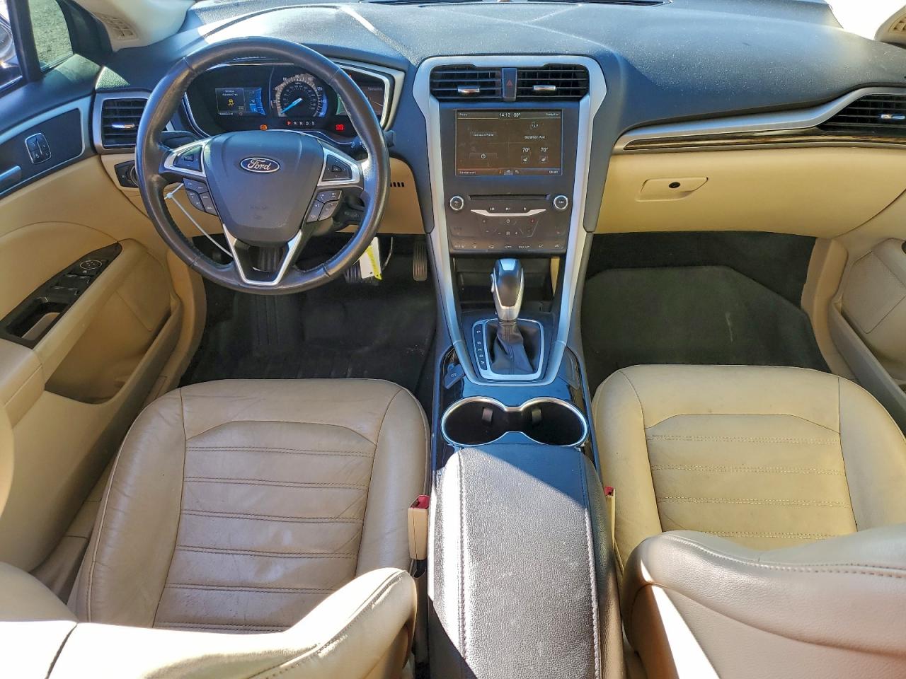 Ford Fusion Se Image 6