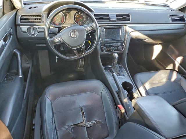 Volkswagen Passat S Image 5