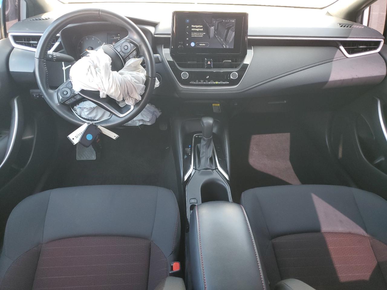 Toyota Corolla Le Image 5