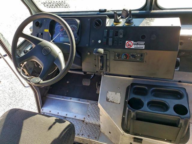Freightliner Mt45 M Line Walk-in Van Image 11