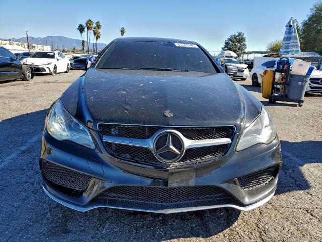 Mercedes-Benz E-Class 400 Image 9