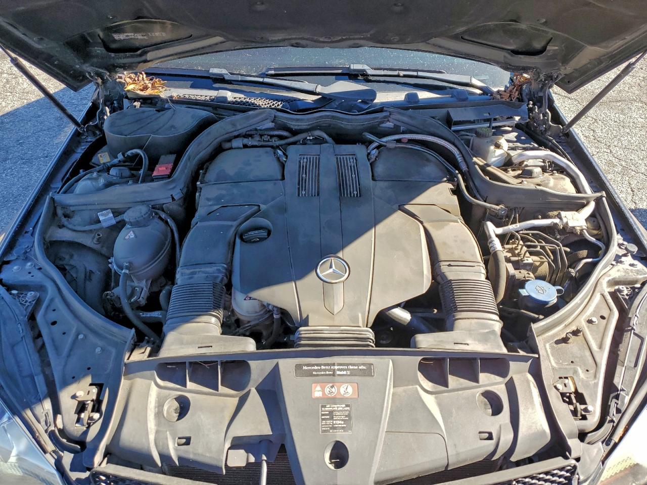 Mercedes-Benz E-Class 400 Image 11