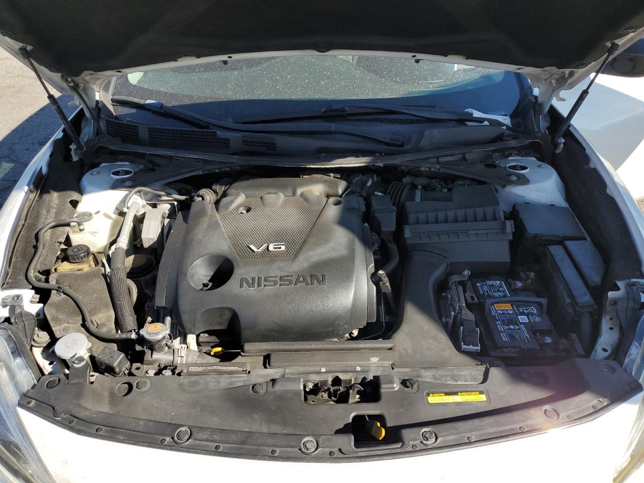 Nissan Maxima 3.5s Image 10