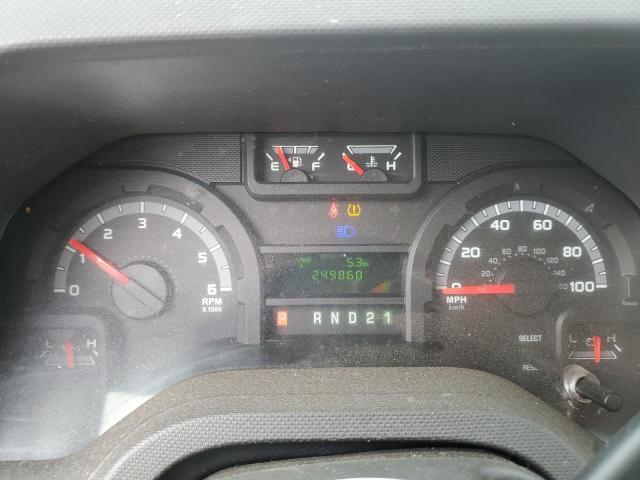 Ford Econoline E150 Van Image 9