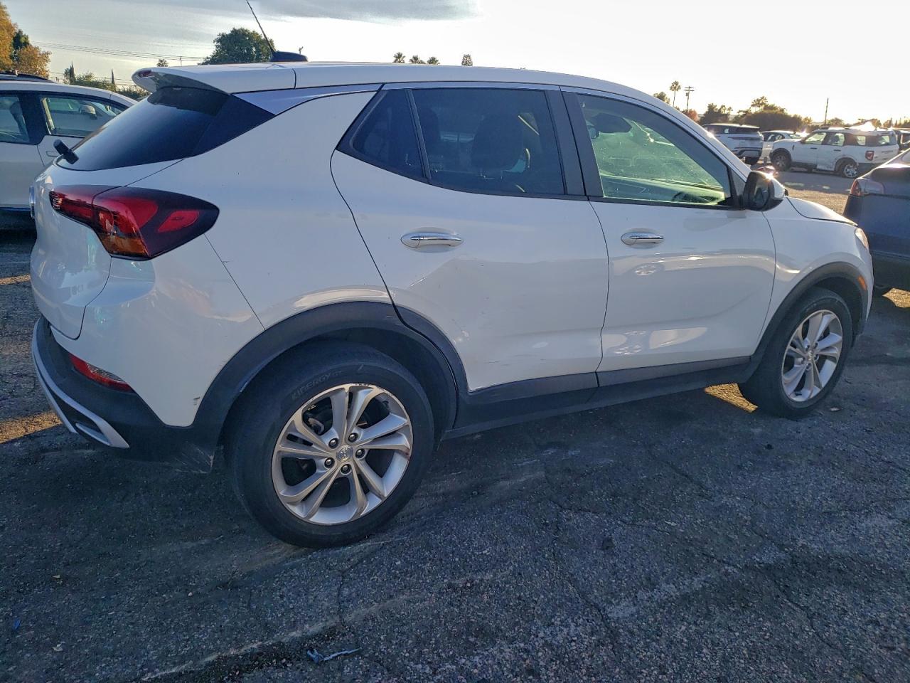 Buick Encore Preferred Image 9