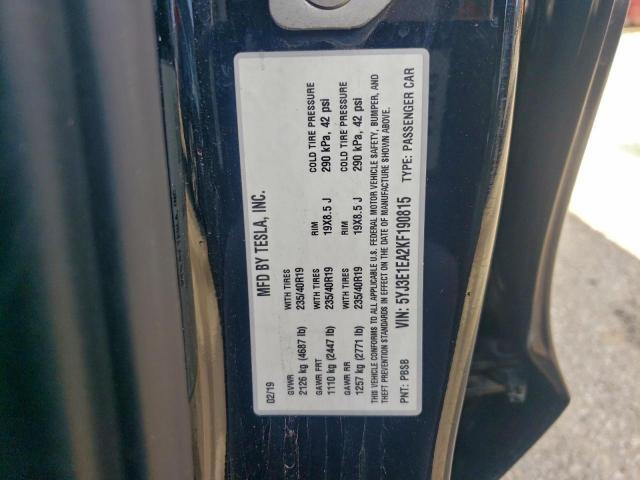 Tesla Model 3 Image 8