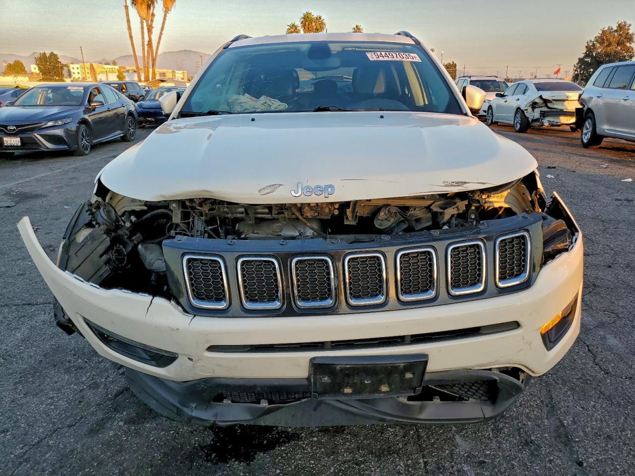 Jeep Compass Latitude Image 13