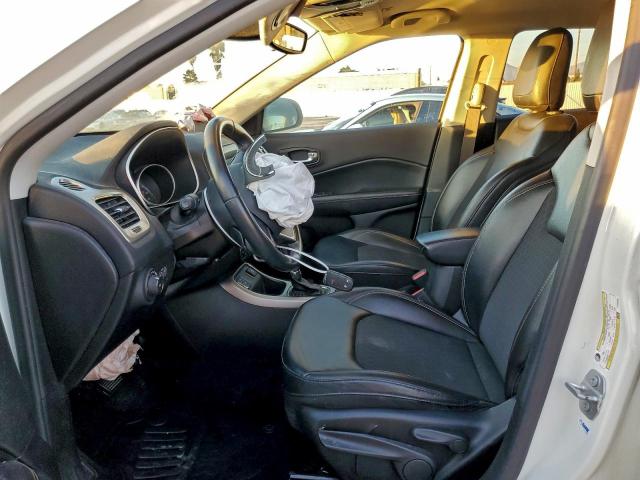 Jeep Compass Latitude Image 8