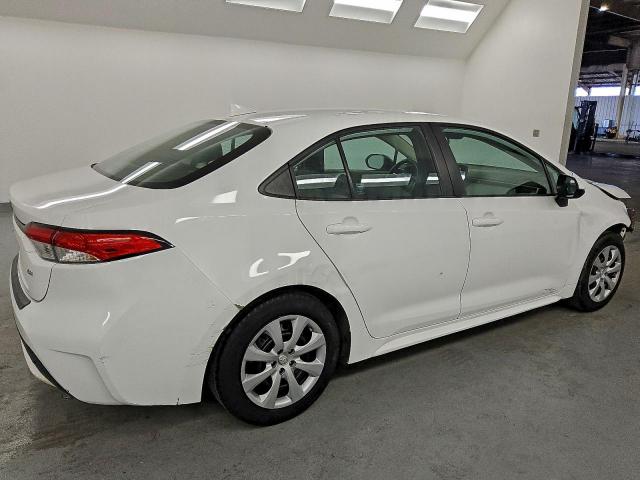 Toyota Corolla Le Image 2