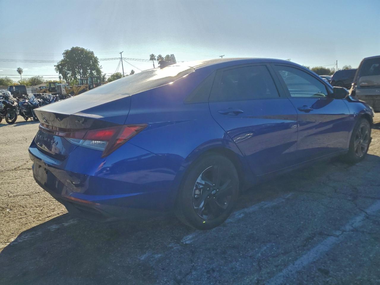 Hyundai ELANTRA Sel Image 7