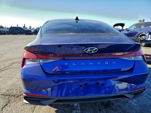 Hyundai ELANTRA Sel Image 8