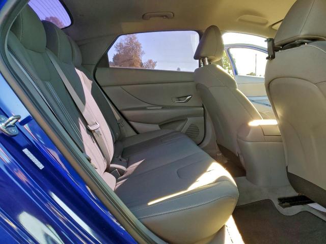 Hyundai ELANTRA Sel Image 12