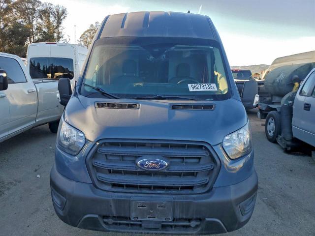 Ford Transit T-250 Image 6