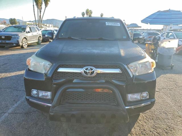 Toyota 4Runner Sr5 Image 2