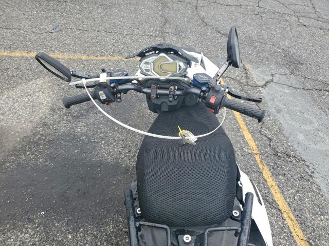 Lancia Motorcycle Image 9