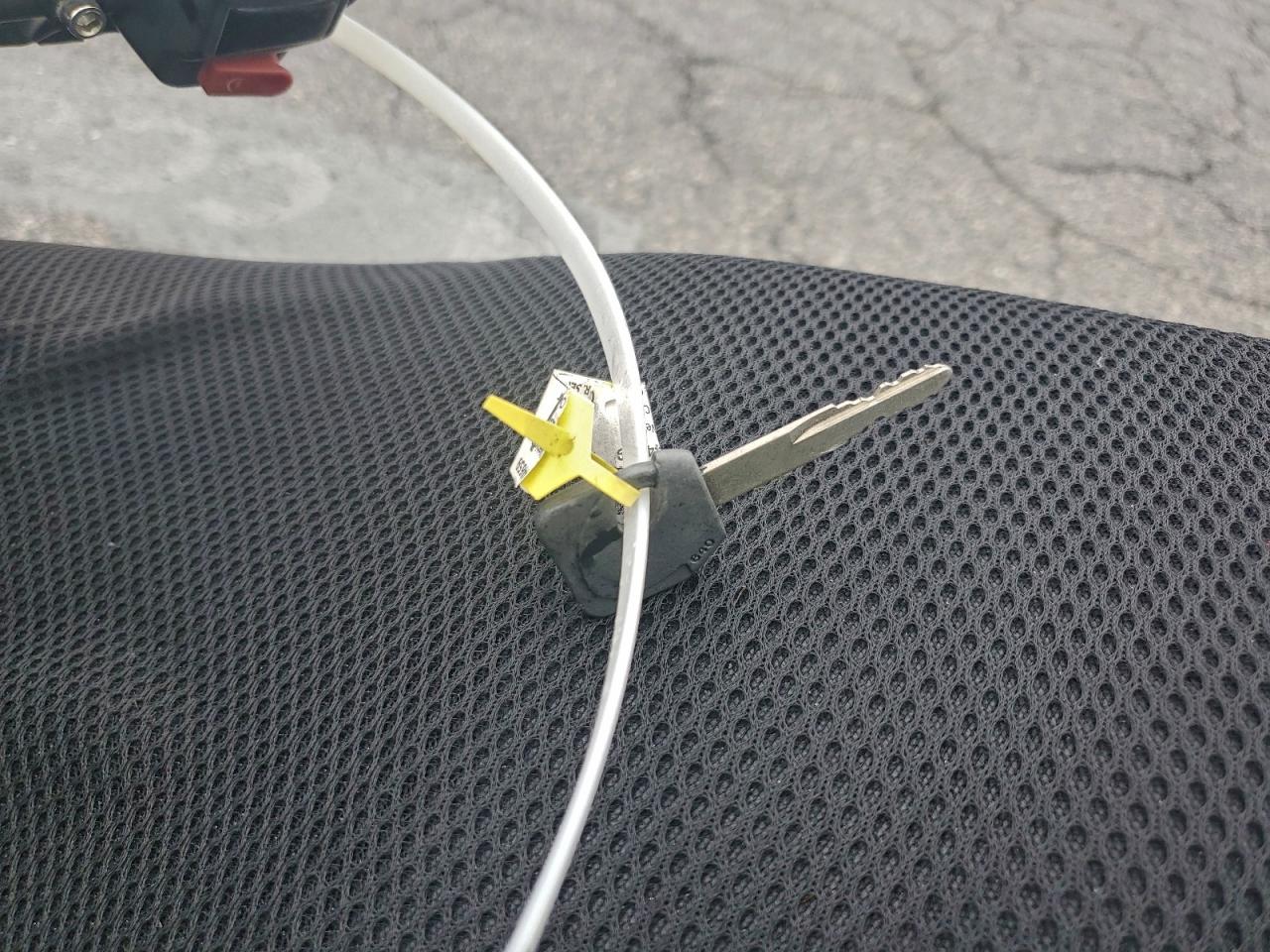 Lancia Motorcycle Image 4