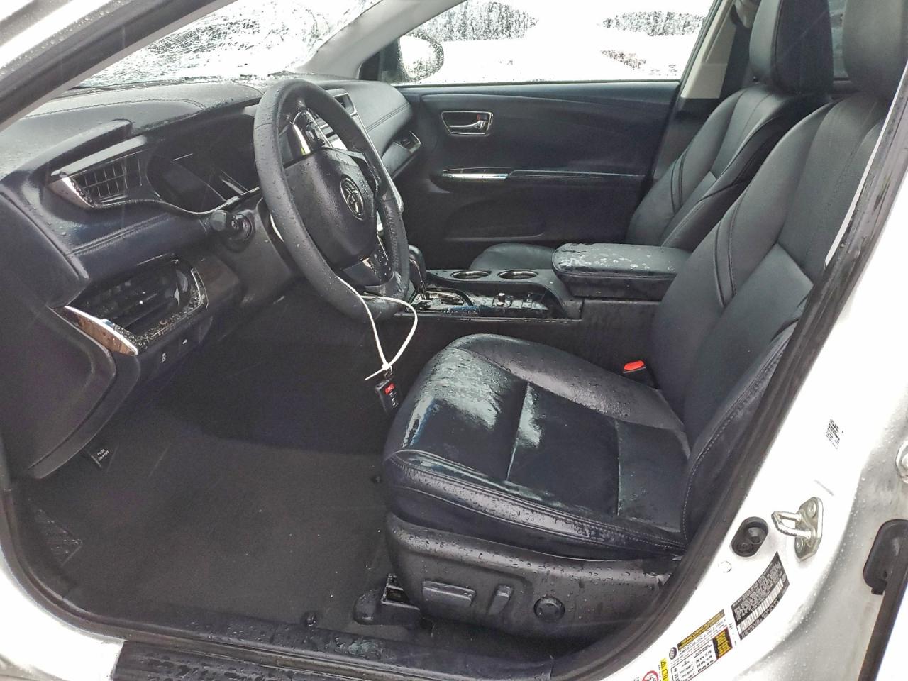 Toyota Avalon Xle Image 10