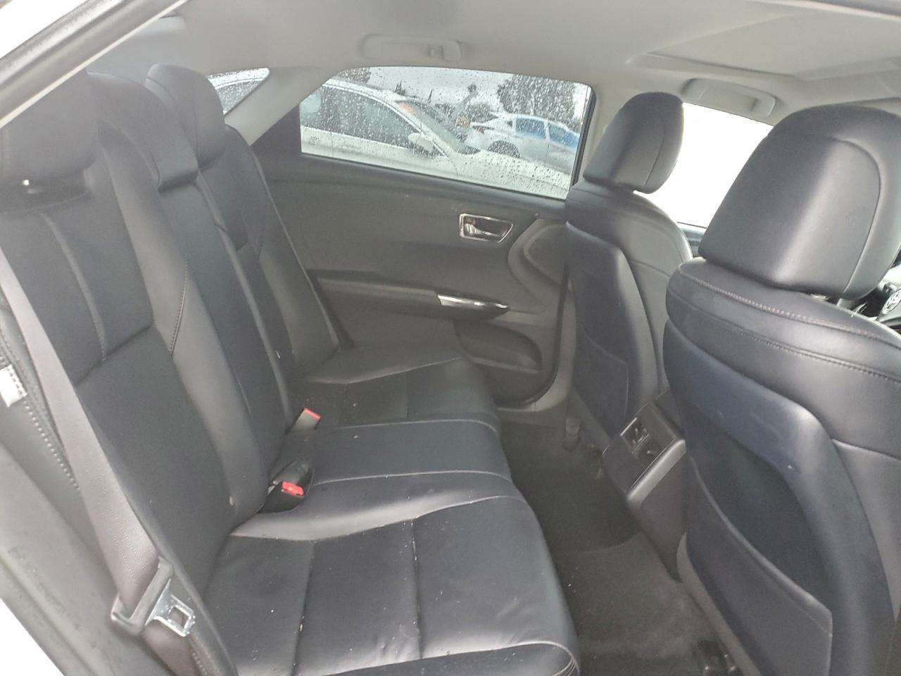 Toyota Avalon Xle Image 8