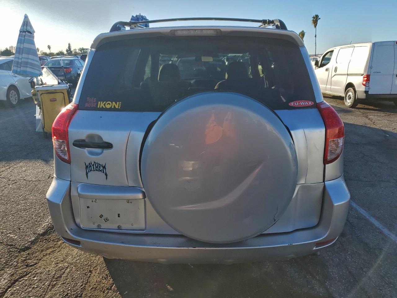 Toyota RAV4 Image 10