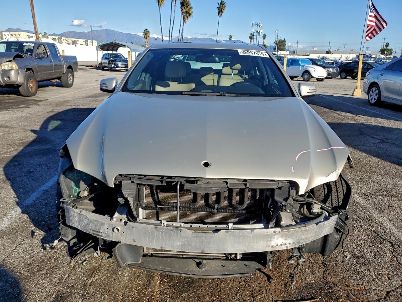 Mercedes-Benz E-Class 350 Image 4