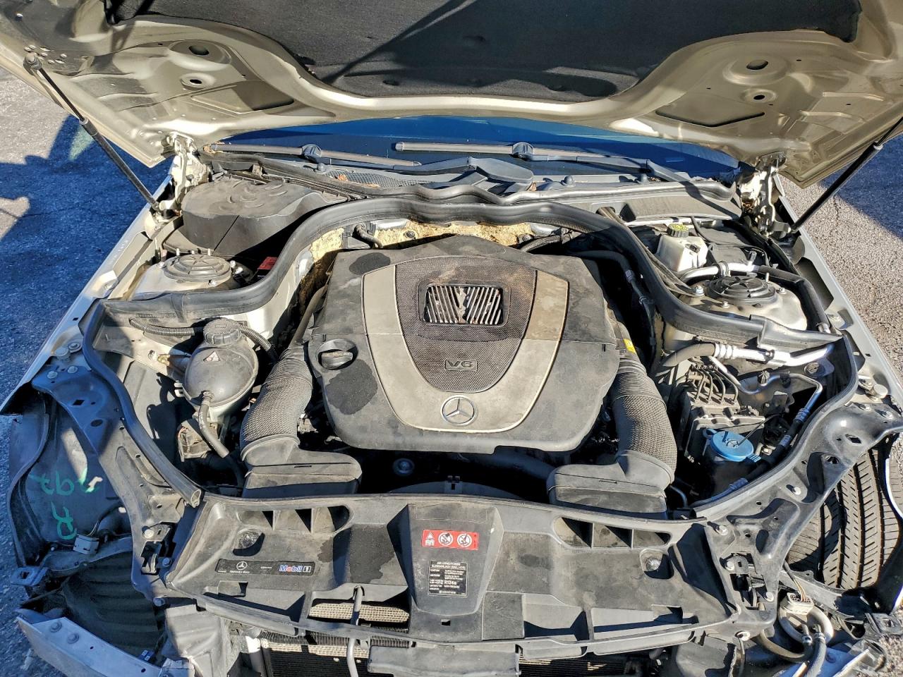 Mercedes-Benz E-Class 350 Image 10